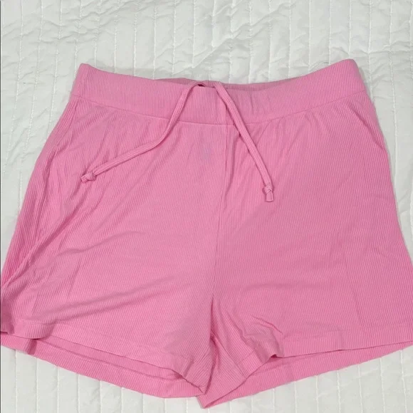 SKIMS soft lounge bubblegum Pink Drawstring Shorts. Never worn - Picture 1 of 2